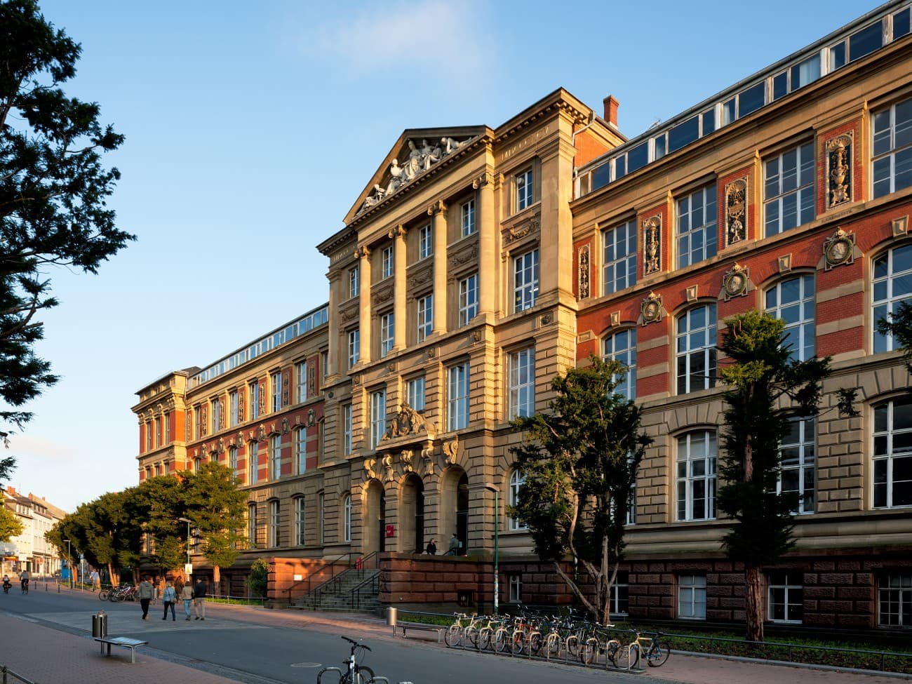 Technische Universität Darmstadt